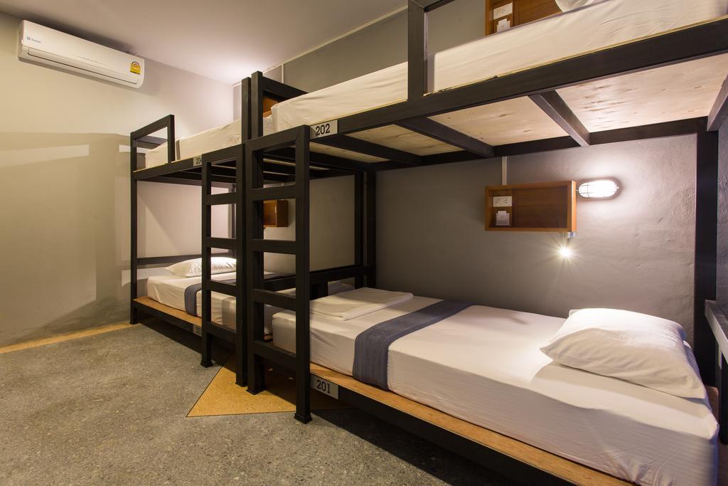 Holiday Station Hostel Krabi town Eksteriør bilde